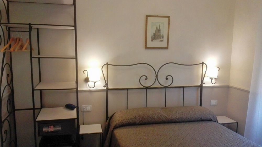 Residenza Cavallini โรม ภายนอก รูปภาพ