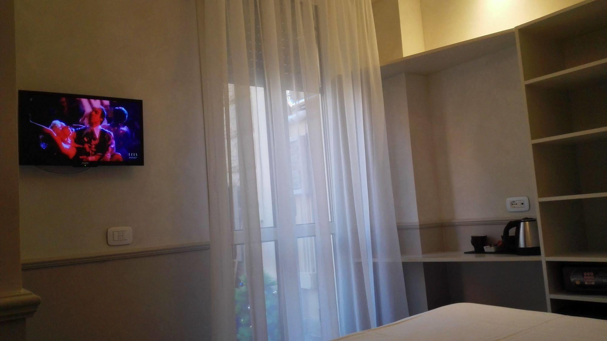Residenza Cavallini โรม ภายนอก รูปภาพ